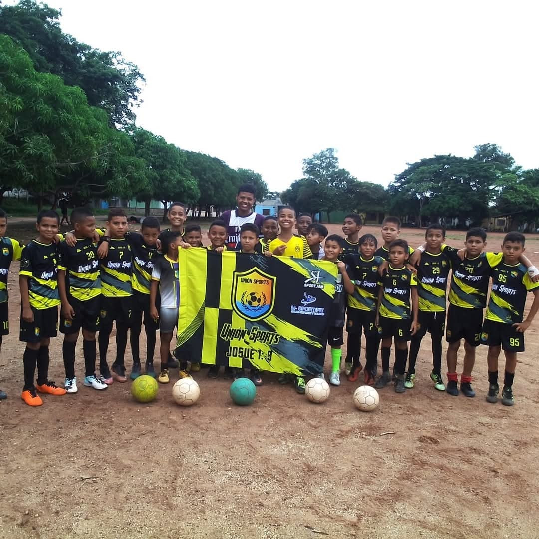 Uniformes Para Escuela Personalizados